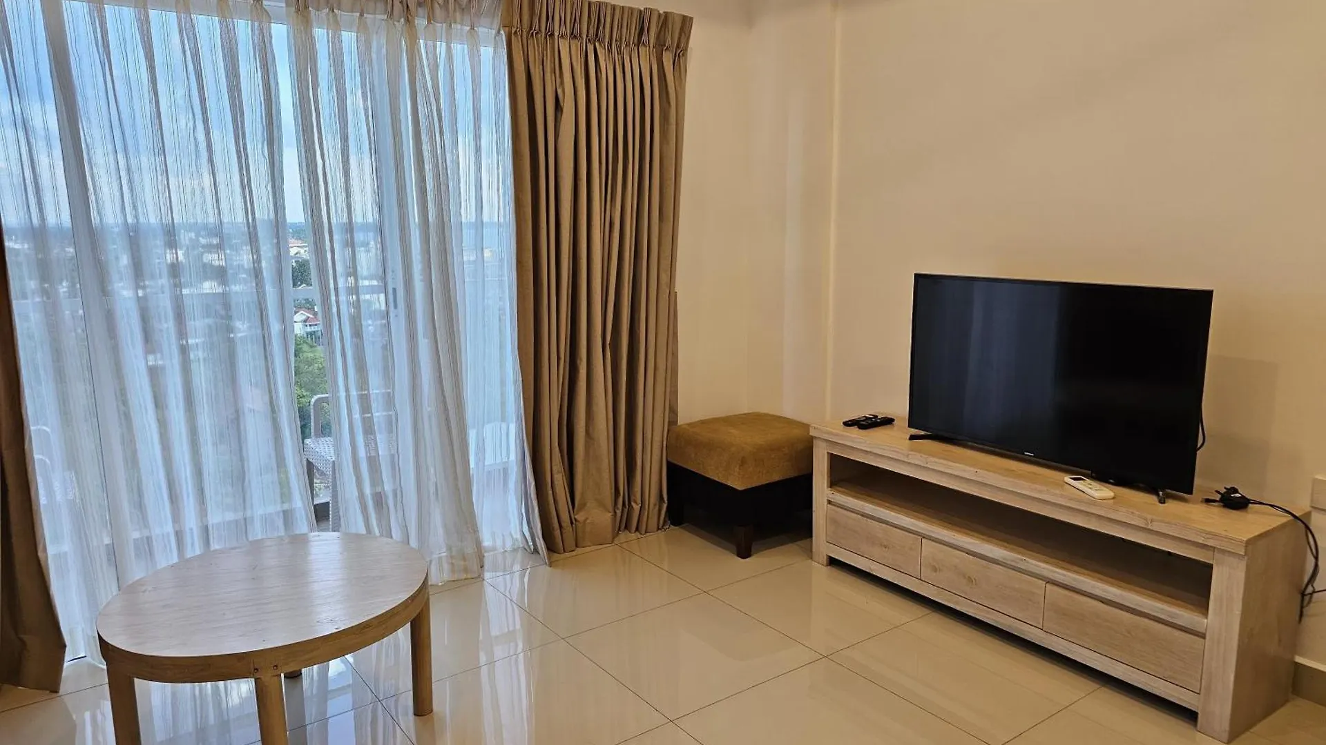 Ocean Breeze Sea View Luxury Apartments Negombo 0*,  Sri Lanka